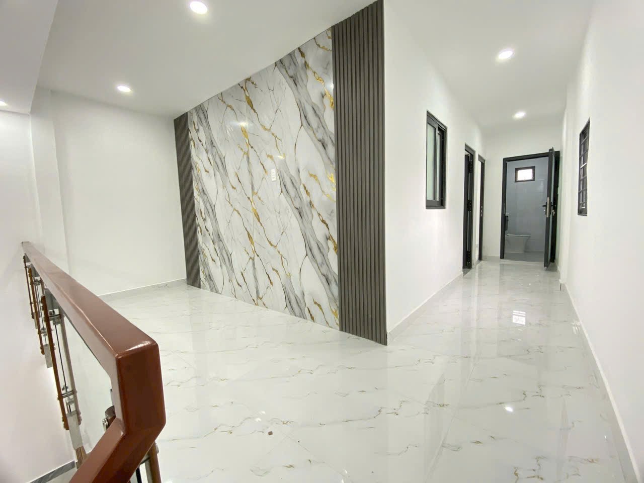 Bán nhà phố đẹp 1 trệt 1 lửng Đường 18, Linh Trung, Thủ Đức - Ảnh 4