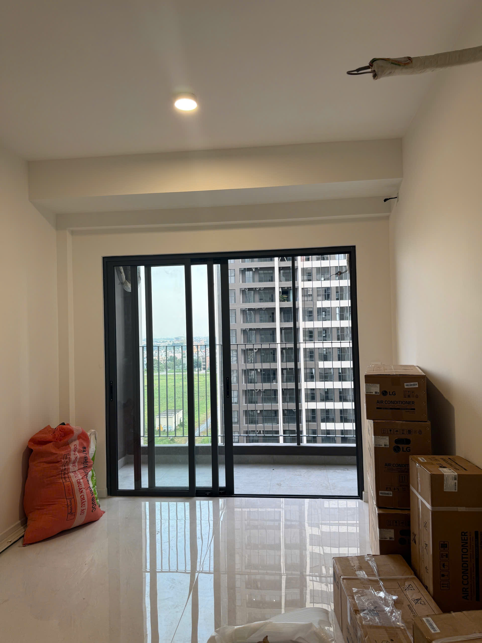 Cho thue 2PN , chờ câp nhat