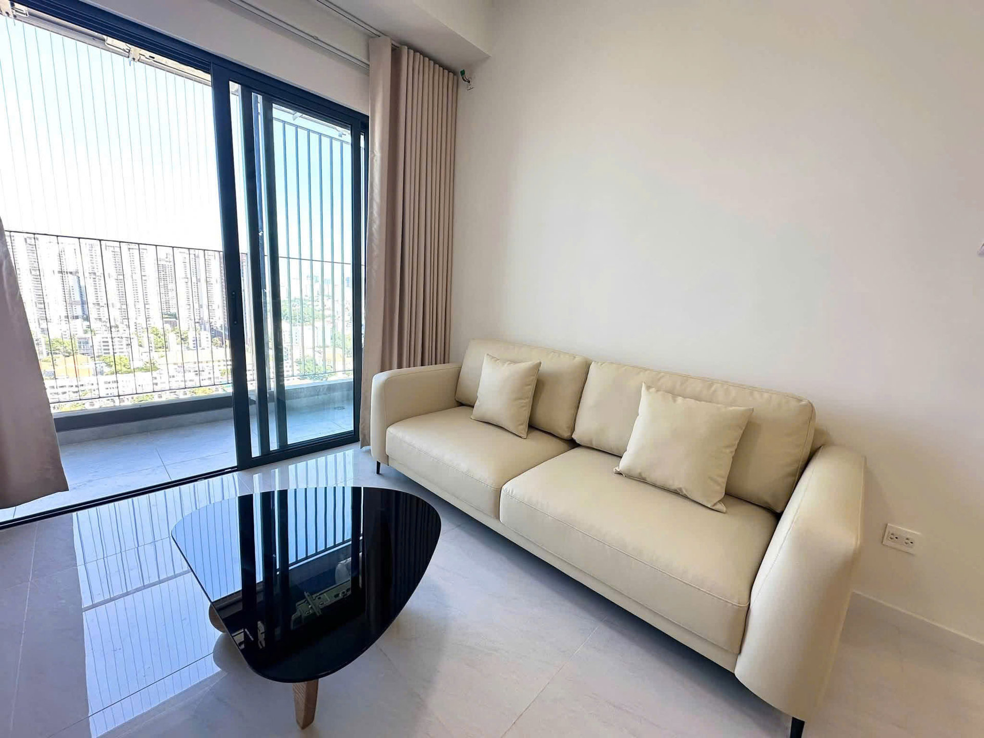Cho thuê Căn hộ 2PN Victoria Village Full Nội thất, Check in T9, 