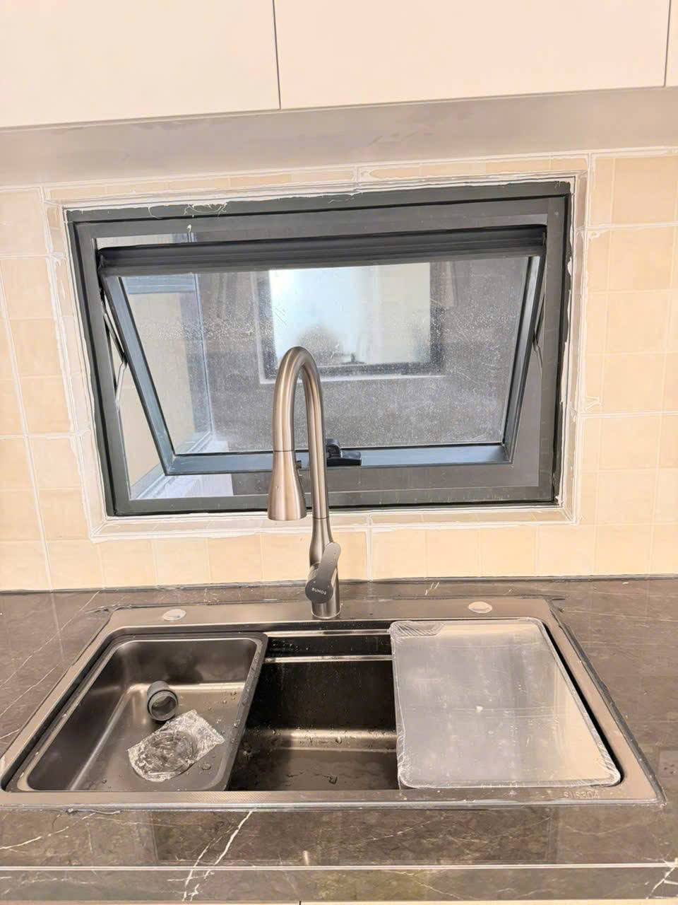Cho Thuê Căn Hộ 2PN Victoria Village 64m² Tầng 12 Giá Hấp Dẫn