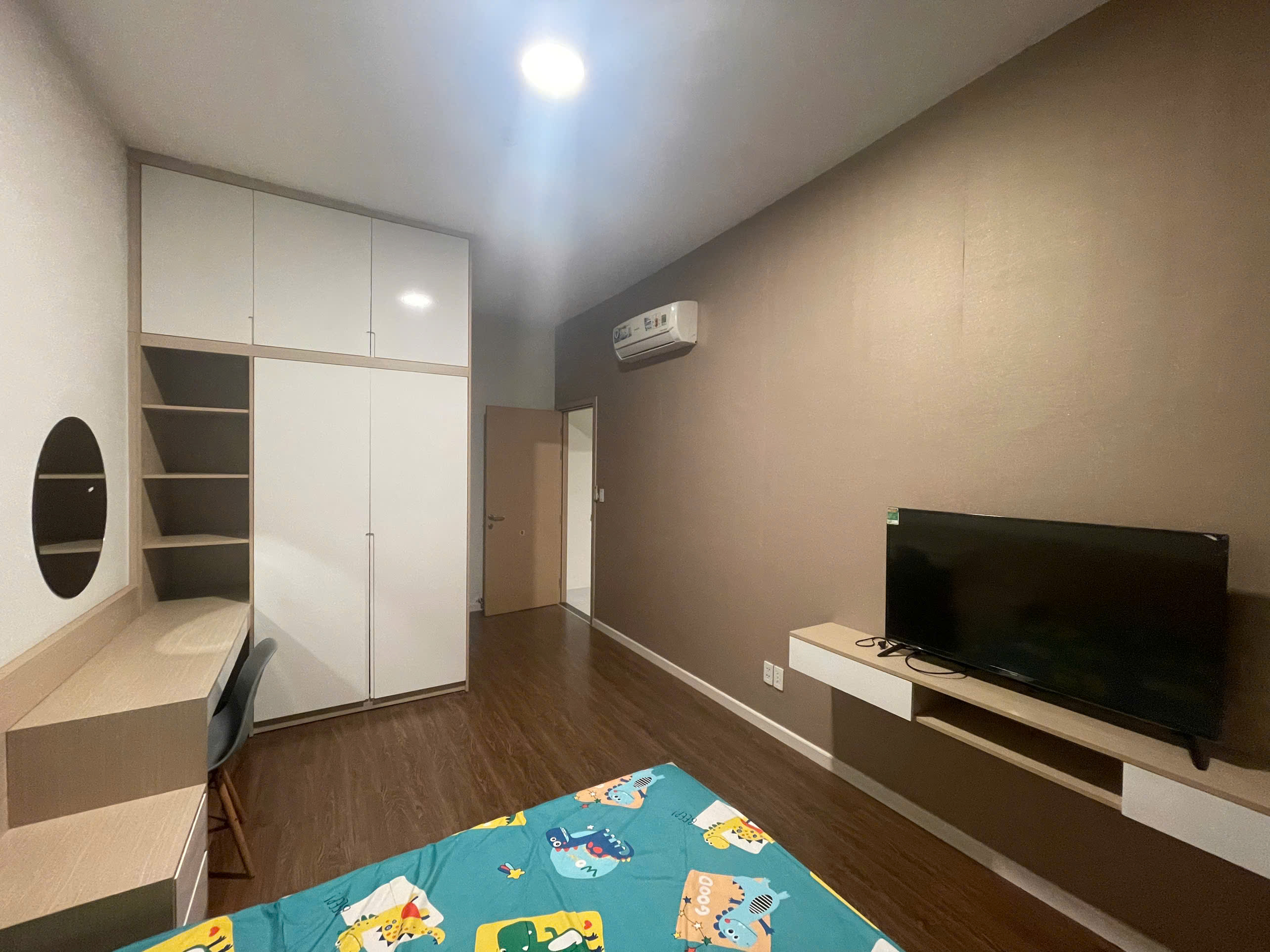 Cho thuê căn hộ jamila , 2PN 2WC, full
