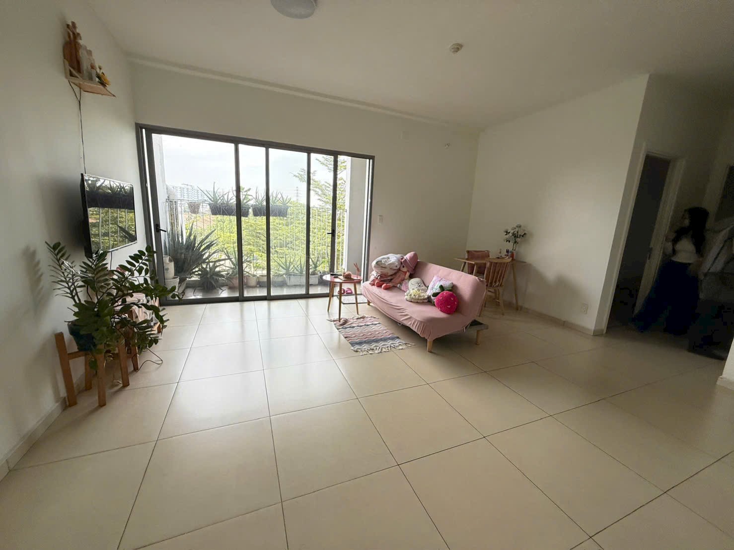 Cho thuê căn hộ Hausneo 2PN 72m² giá 8 triệu | Căn góc đẹp