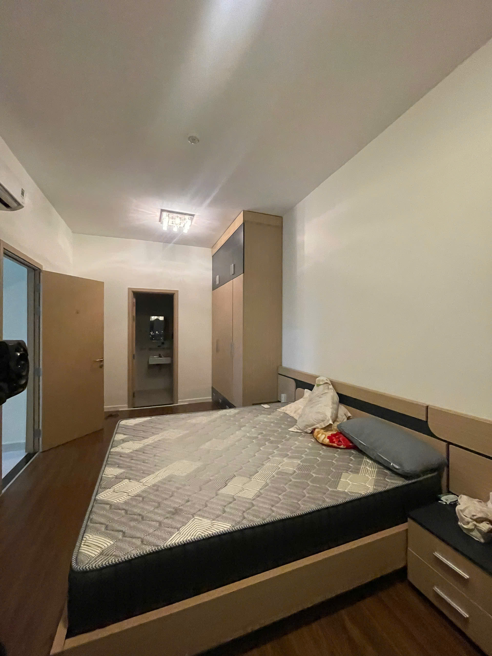 Cho thuê căn hộ jamila, 2PN 2WC, full
