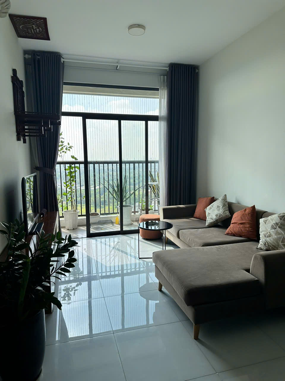 Cho Thuê Căn Hộ Jamila Khang Điền 2PN Full Nội Thất Giá 13.5 Triệu